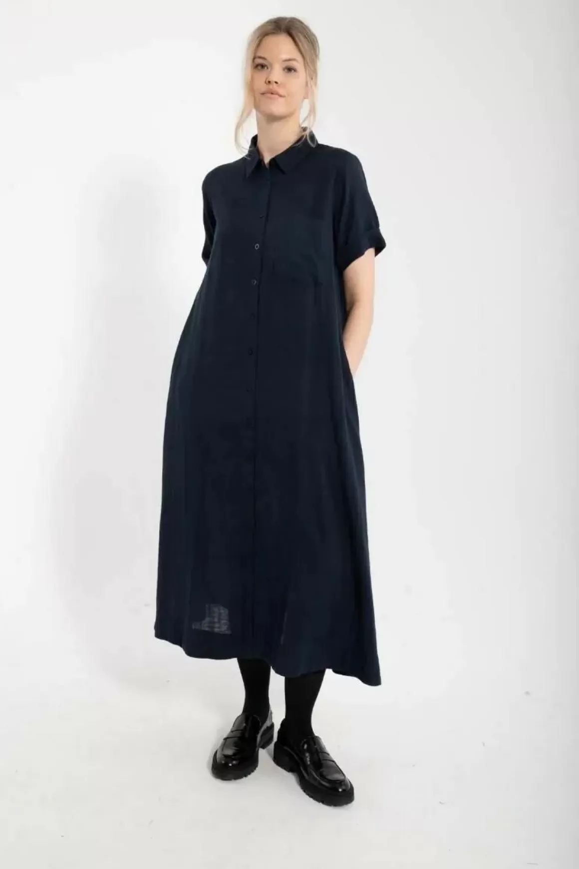 Damen Danefæ Danapril Ss Dress Dk Navy